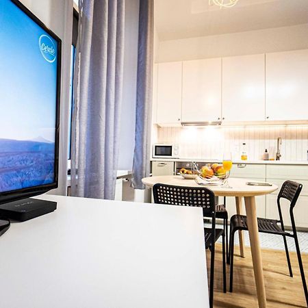 Spacious Apartment With 3 Meter Ceilings, Powisle, The Old Town Varšava Exteriér fotografie