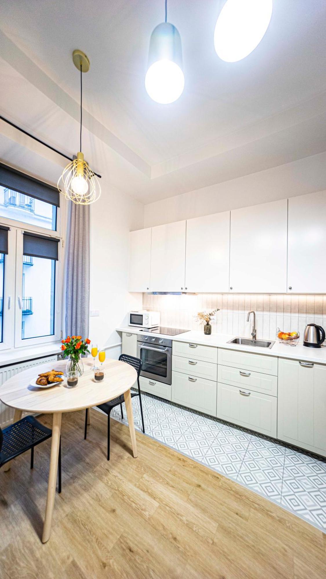 Spacious Apartment With 3 Meter Ceilings, Powisle, The Old Town Varšava Exteriér fotografie